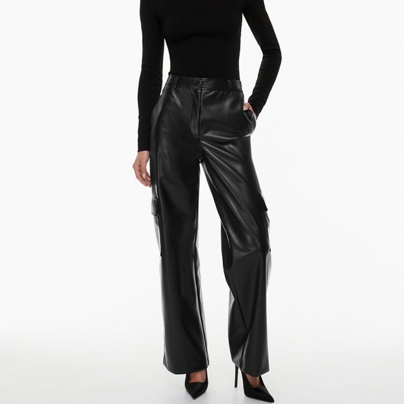 Aritzia Pants - ARITZIA CARGO PANTS